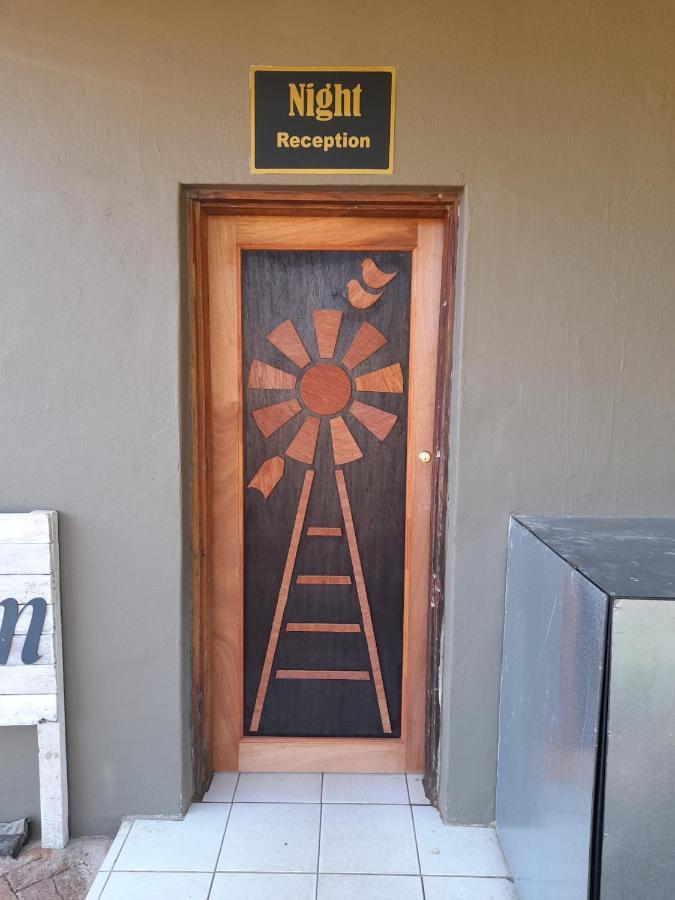 Travel North Guesthouse Tsumeb Extérieur photo